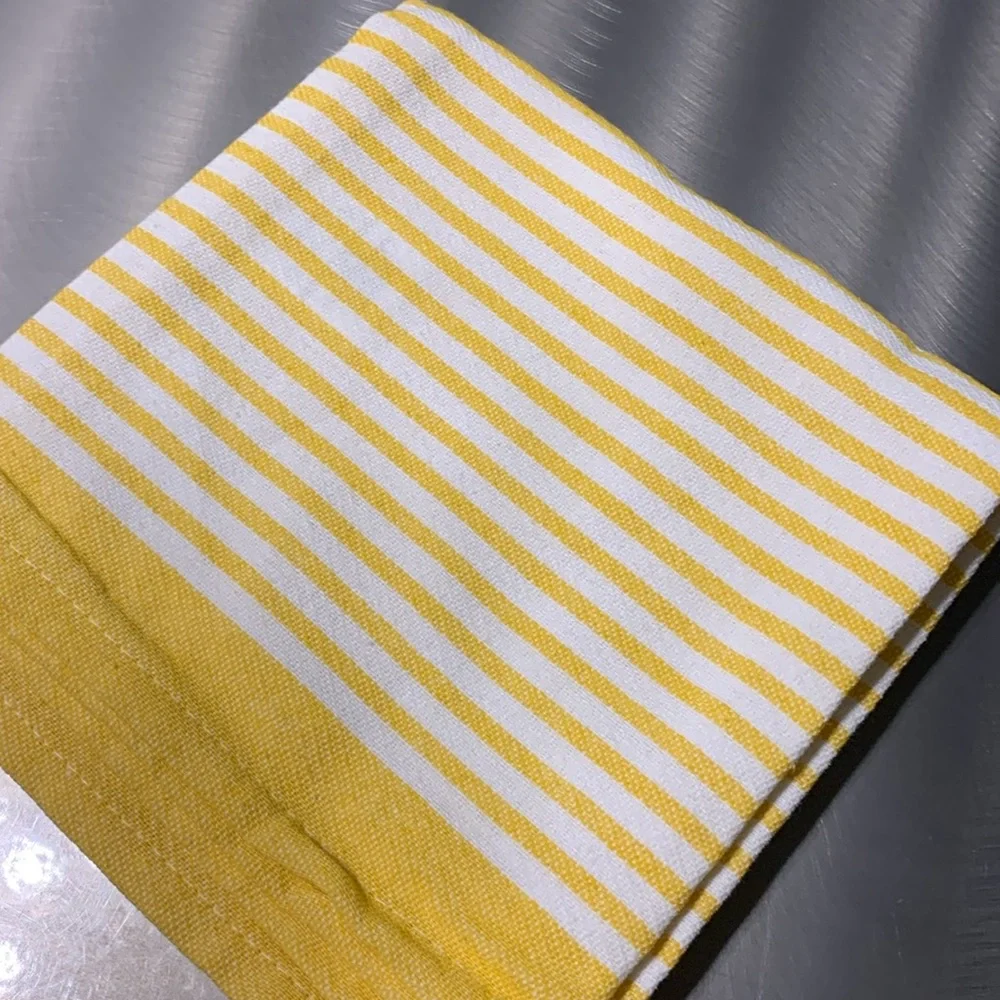 Spoonful of Comfort Yellow Patterned Kitchen Accessories Set & Apron NIB